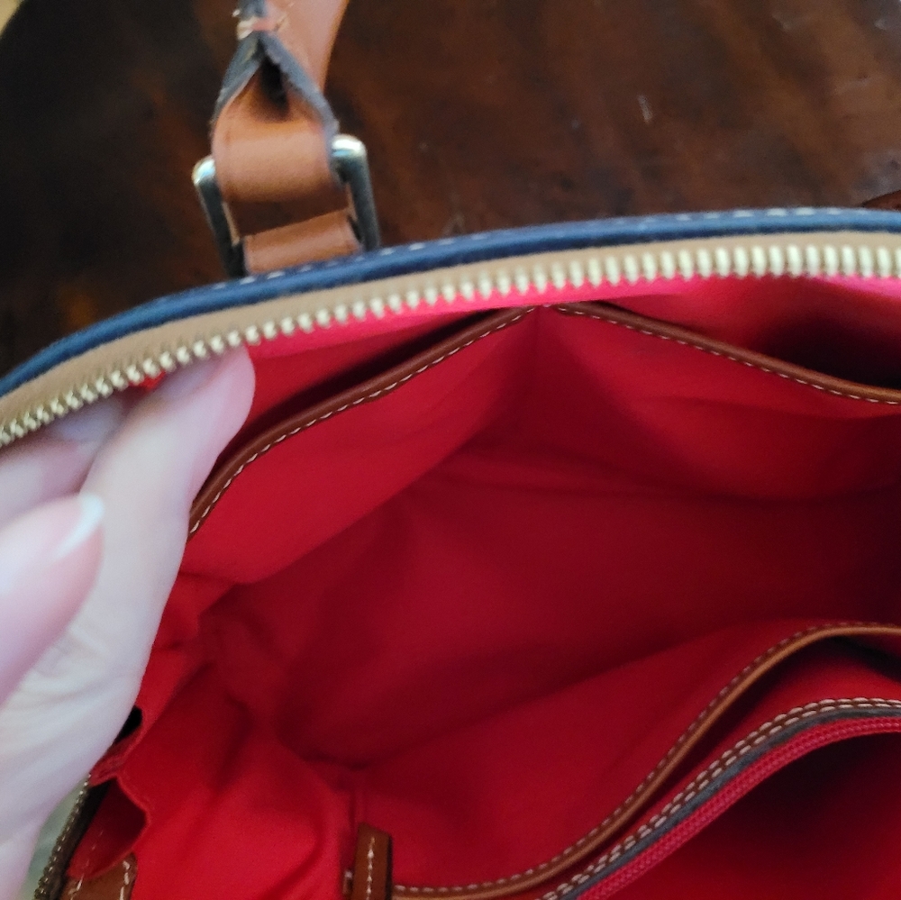 Dooney and Bourke Zip Zip purse